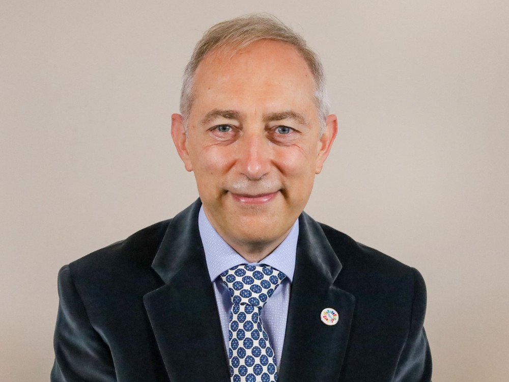 D. Ángel Pueyo Campos