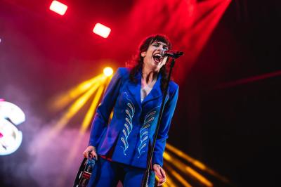 Nat Simons & Aurora Beltrán