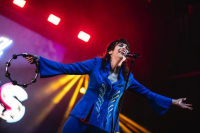 Nat Simons & Aurora Beltrán