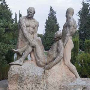 Fosas para las Víctimas