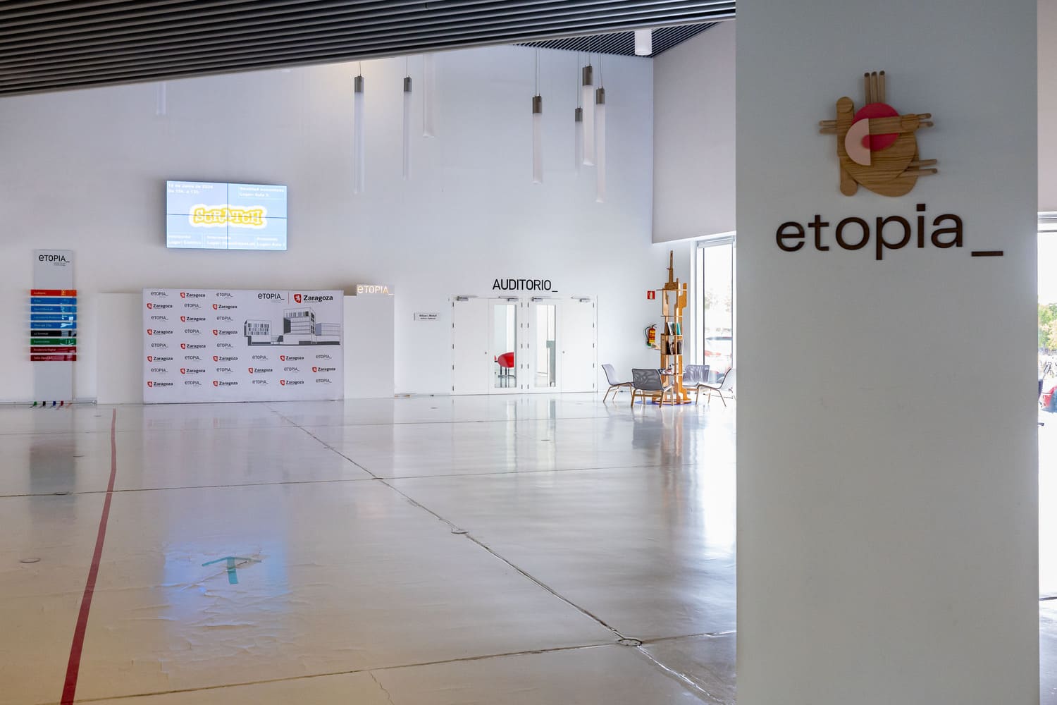 Galería de imágenes: 16 de 16